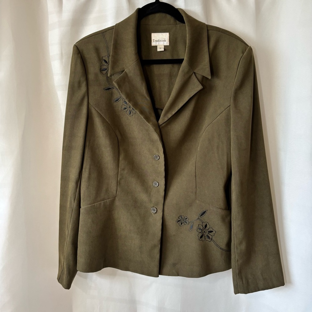 Vintage Green Day Blazer with Black Floral Embroidery by Tradition. Sz 16